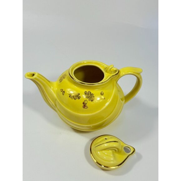 Hall Teapot Vintage #0799 Canary With Gold Trim Leaves & Acorns Hook Lid 6 Cups - Picture 12 of 16